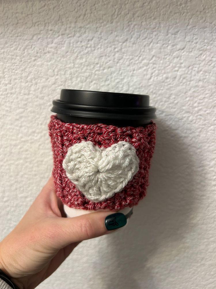 Heart coffee cozy 