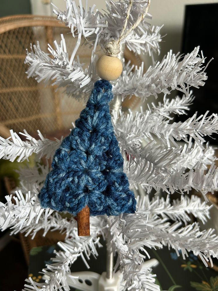 Crochet Christmas ornament