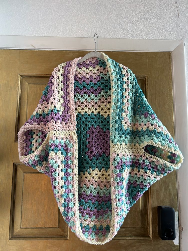 Crochet cocoon sweater 