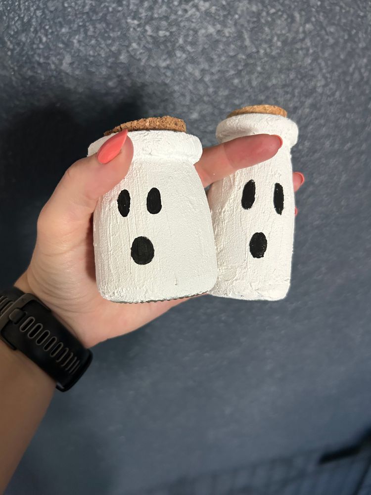 Ghost decor